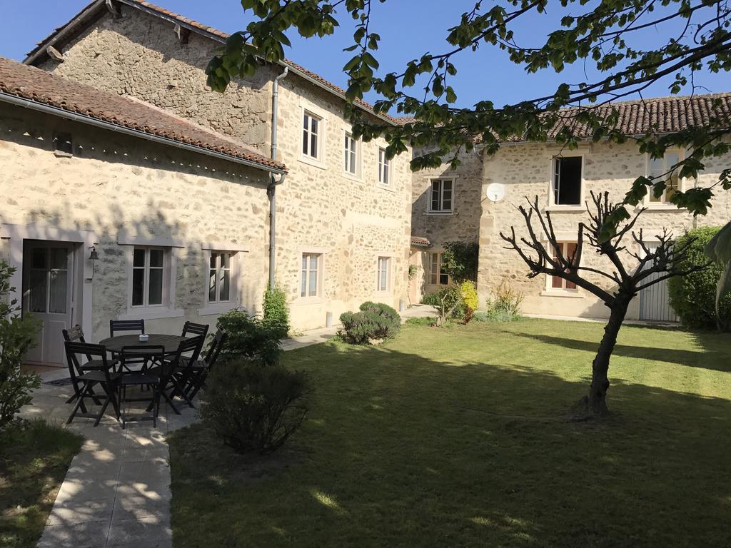 La Boulangeraie Saint-Junien Exterior foto