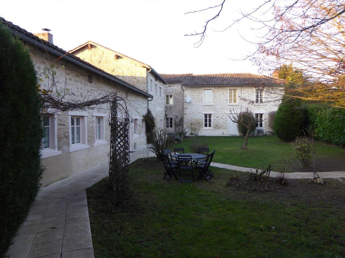 La Boulangeraie Saint-Junien Exterior foto